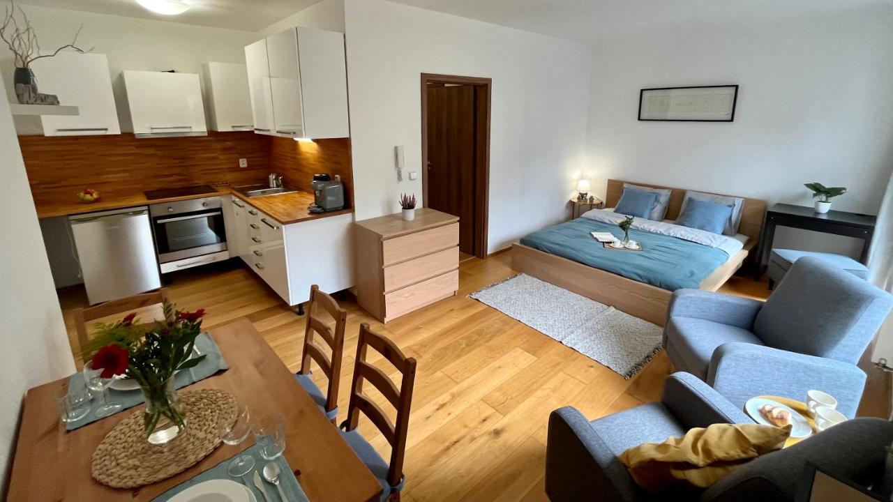 The Apartment Close To The City Center And O2 Arena Prague Exterior photo