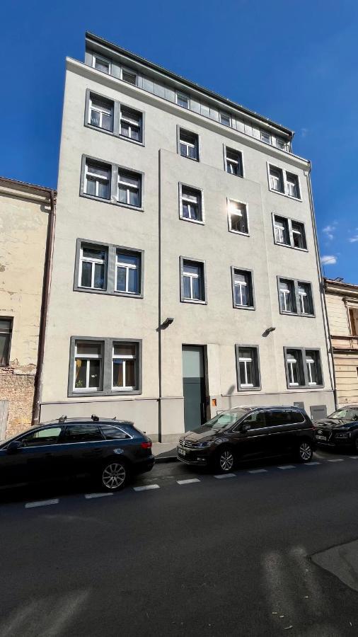 The Apartment Close To The City Center And O2 Arena Prague Exterior photo